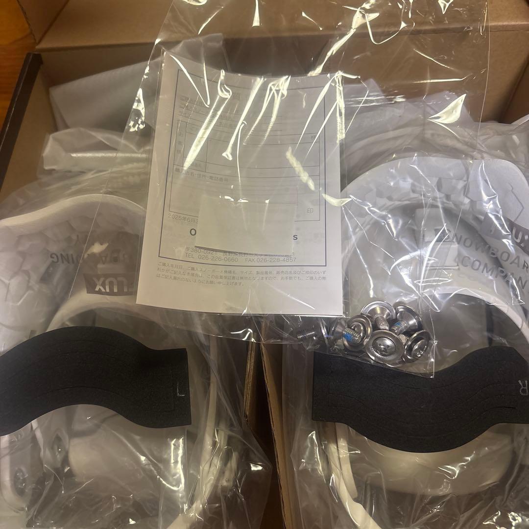 24ー25FLUX ホワイト スノーボードビンディング CV