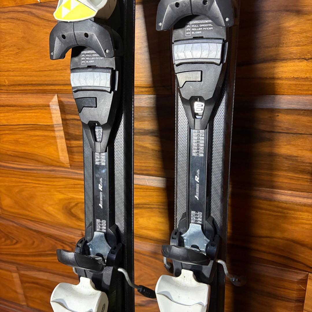 超美品 FISCHER RC4 race ジュニア スキー板 150㎝