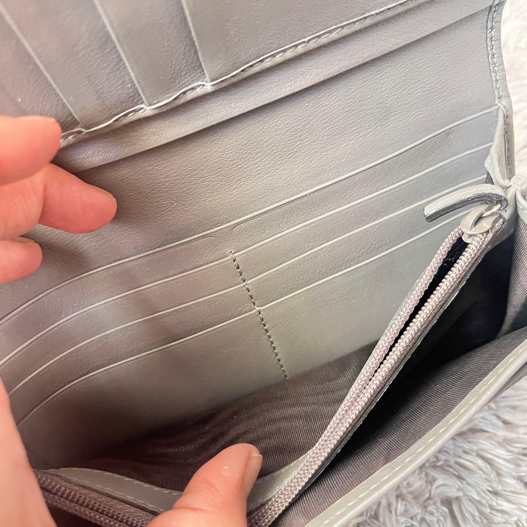 美品✨GUCCI マイクロシマ　長財布　グレー　メンズ　レディース