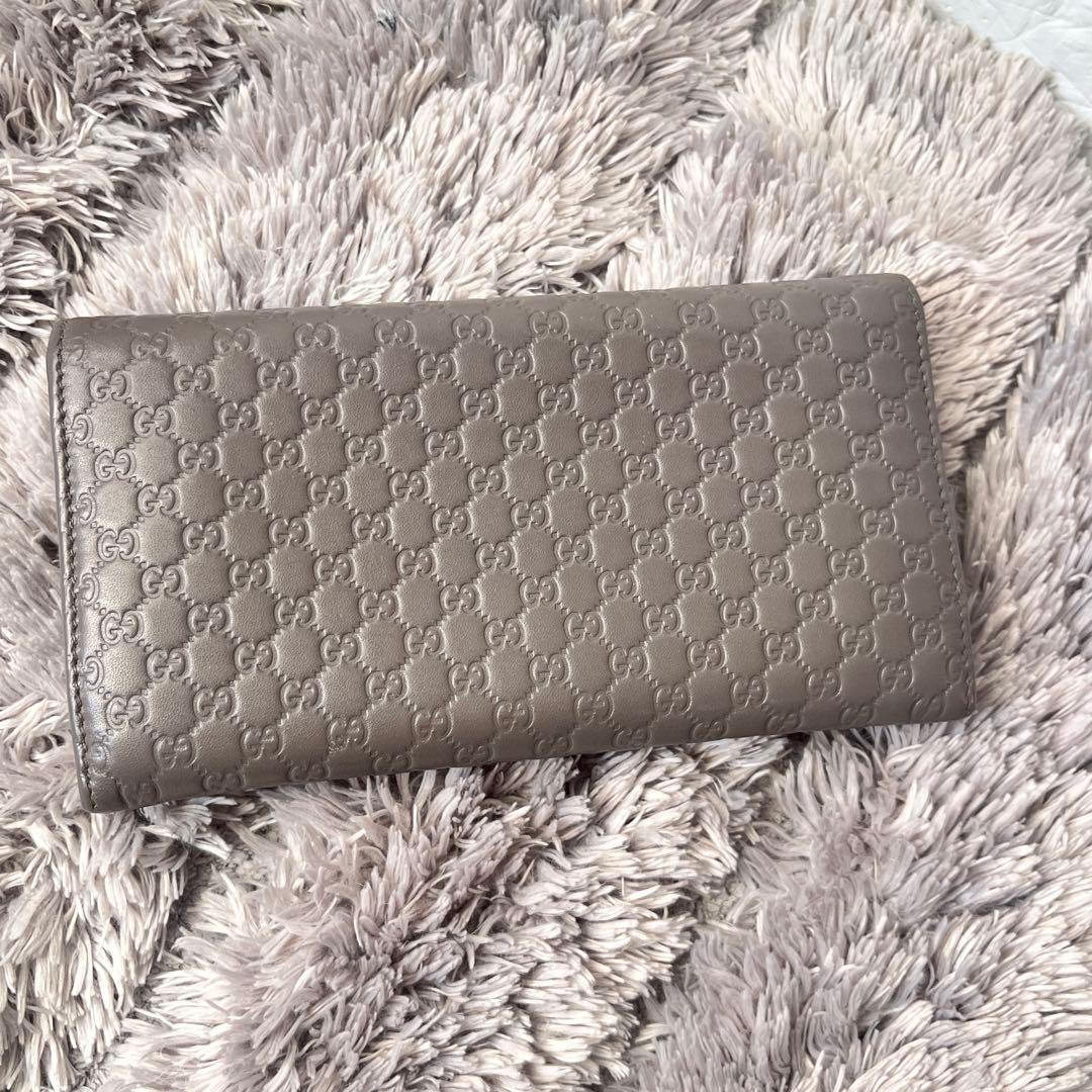 美品✨GUCCI マイクロシマ　長財布　グレー　メンズ　レディース