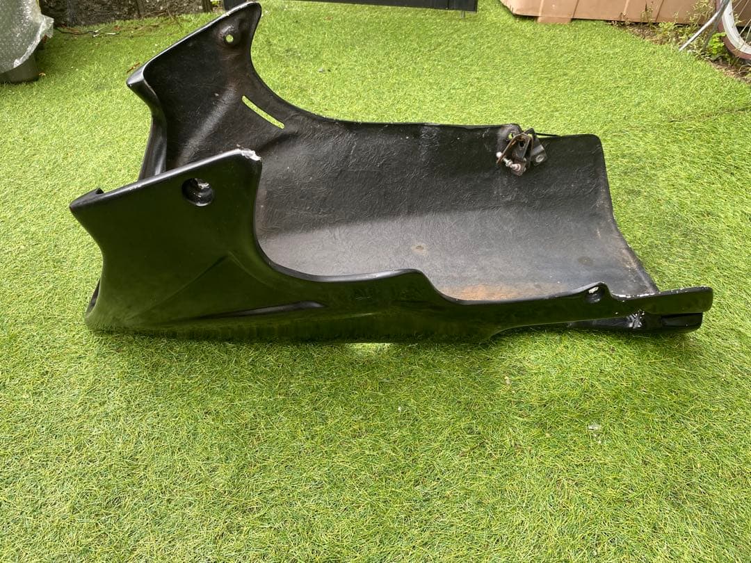 ホーネット250用　アンダーカウル