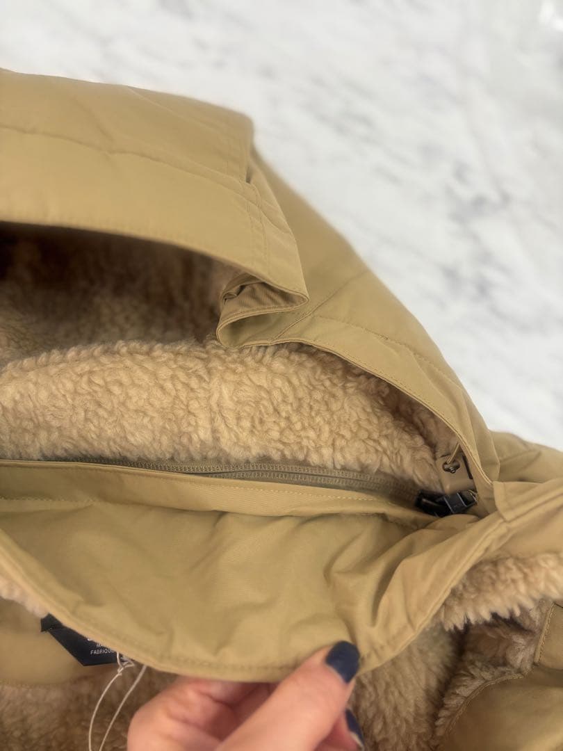 patagonia フリースライニング マウンテンパーカー S ベージュ