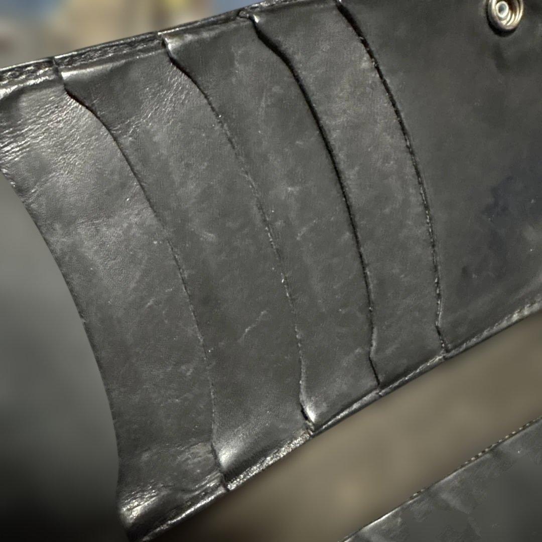 HTC アポロコンチョ レザートラッカーウォレット 42TARON ブラック