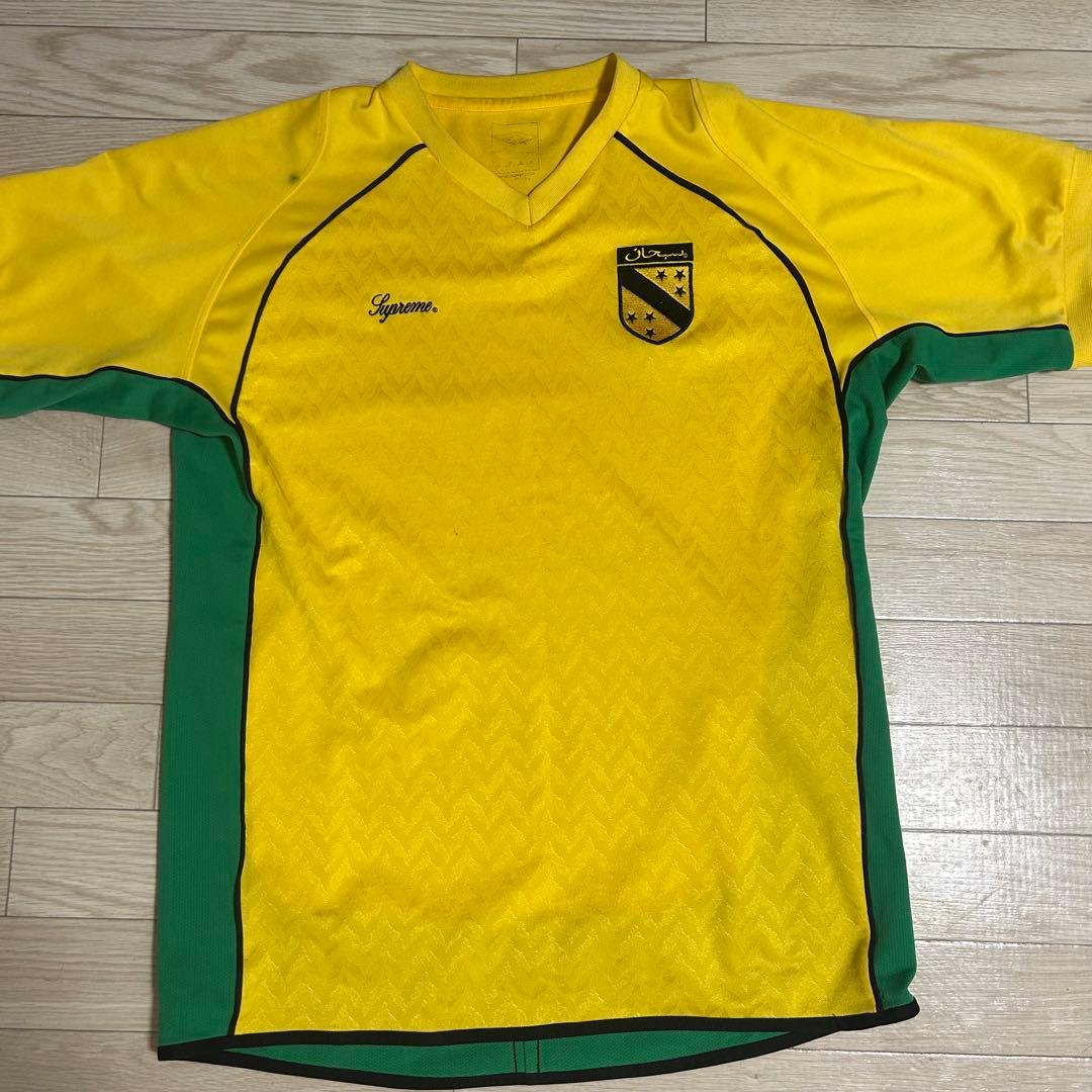 Supreme. Umbriaコラボ、ゲームT