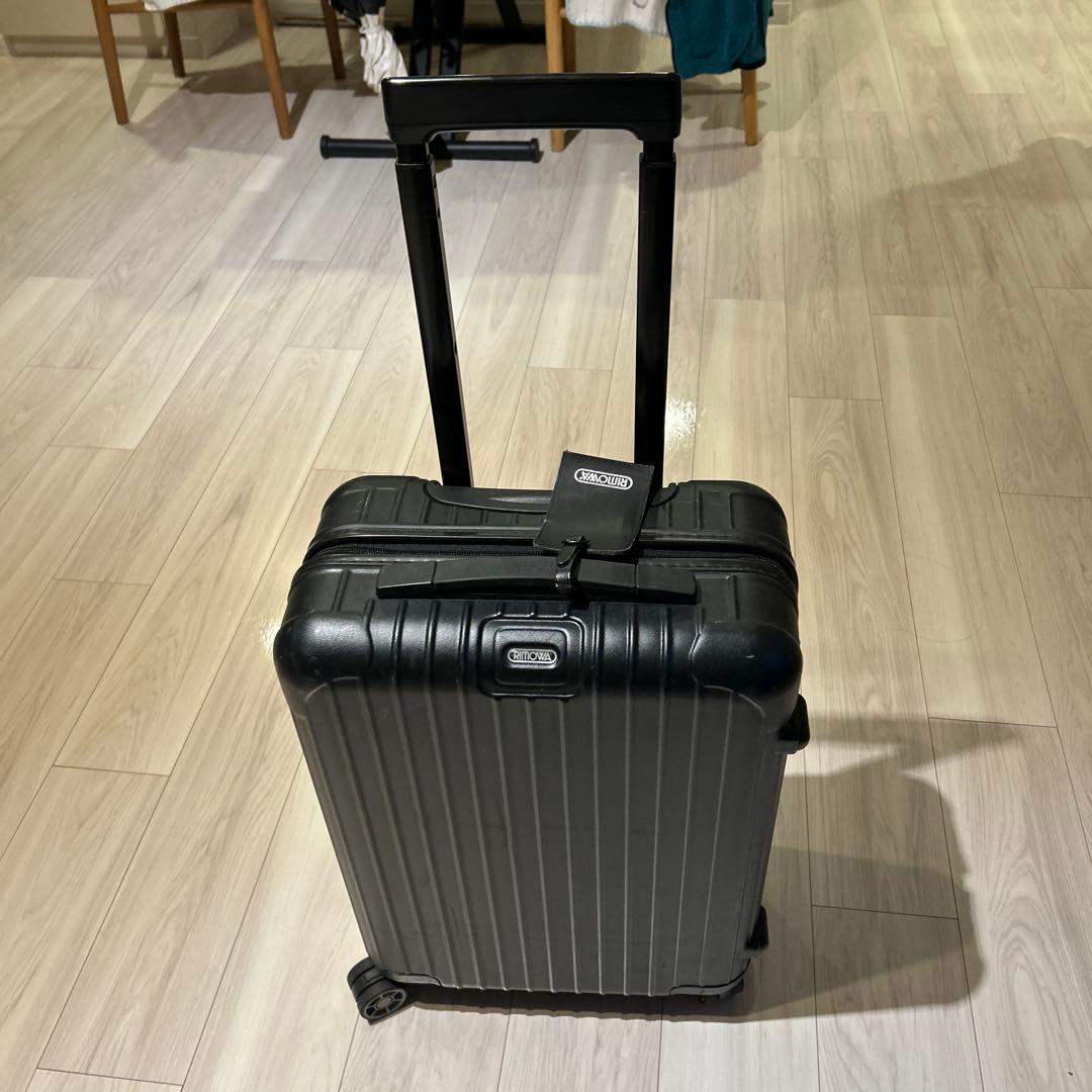 RIMOWA キャリーケース　ブラック