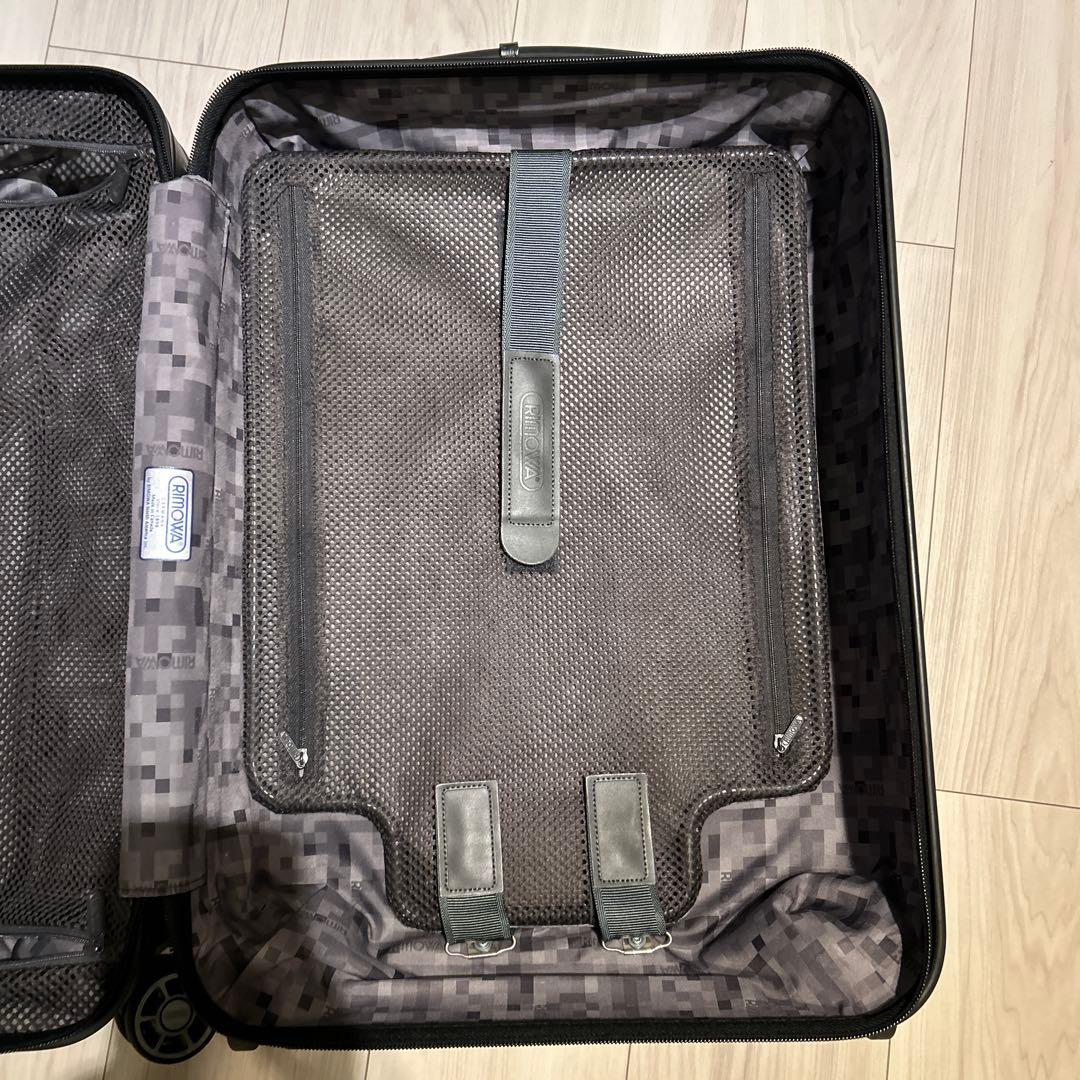 RIMOWA キャリーケース　ブラック