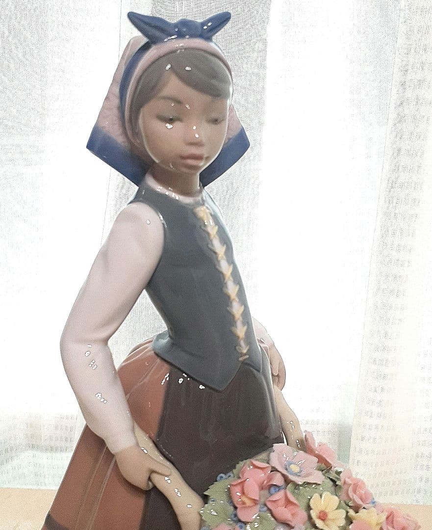 リヤドロ LLADRO 「花車を押す少女」(中古品)