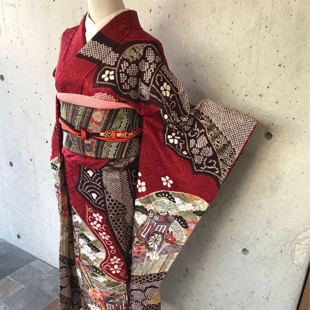 正絹　上質な振袖　絞りに金箔　松御所車桜菊