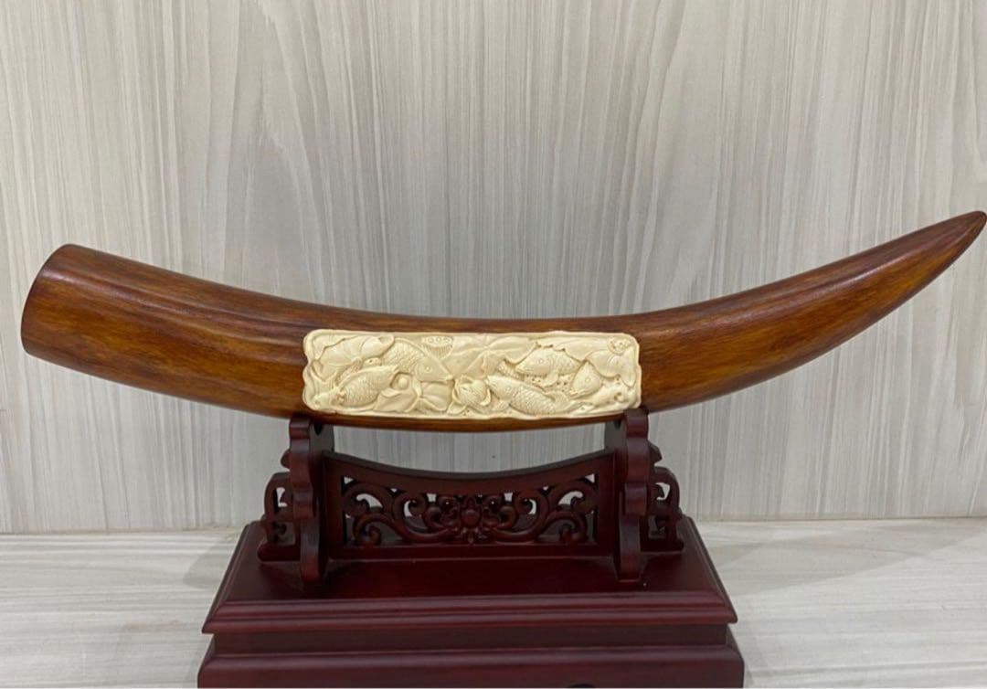 天然マンモス牙美しい手作り彫刻九鯉献瑞 置物