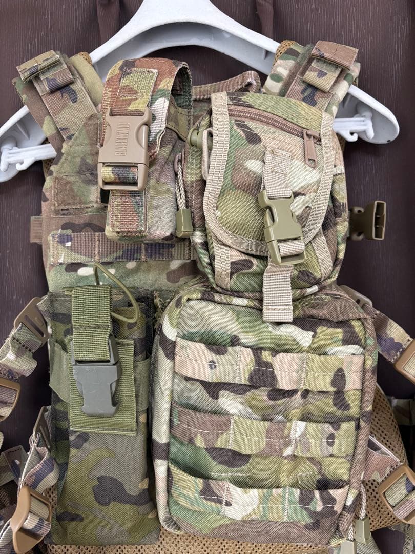 AGILITE K19タイプ　レプリカプレートキャリア　実物ポーチ付き