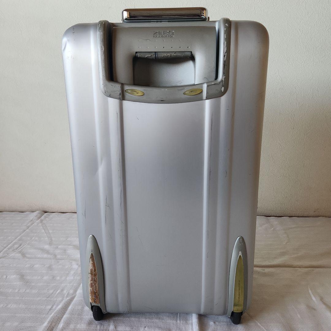 ZERO HALLIBURTON アルミニウムキャリーケース