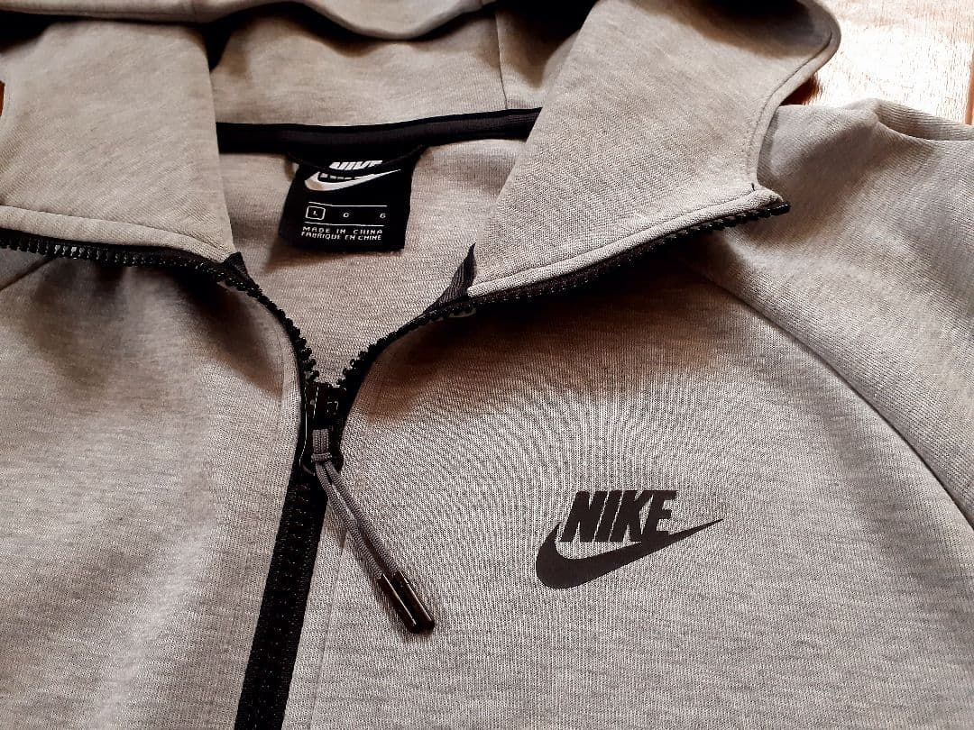 廃盤　NIKE　テックフリース　セットアップ　上下　グレー　L　国内正規品