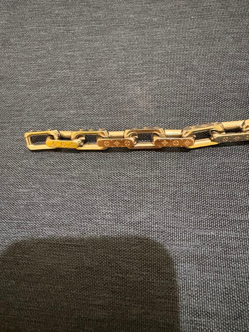 Louis Vuitton シルバーブレスレット