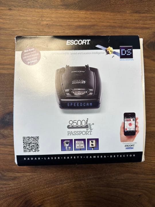 ESCORT 9500ix PASSPORT レーダー探知機　USA アメリカ製