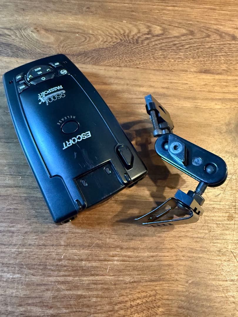 ESCORT 9500ix PASSPORT レーダー探知機　USA アメリカ製