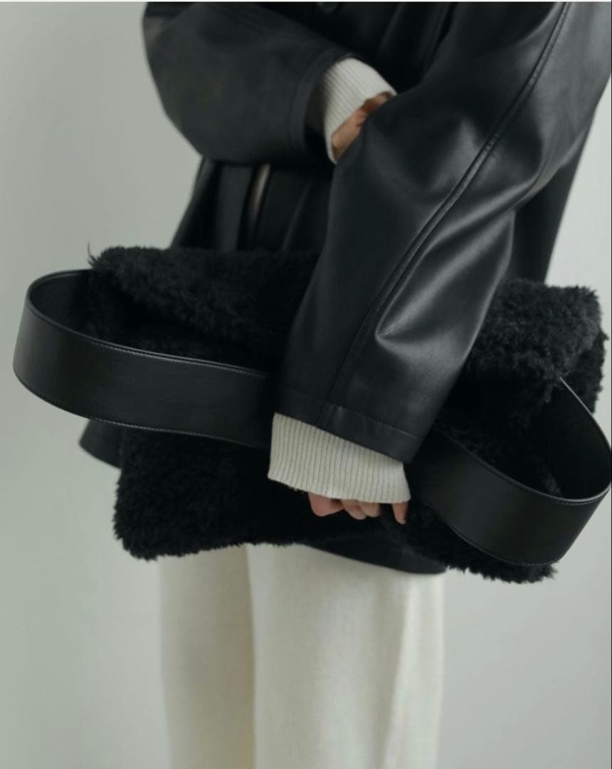 アンヌーク anuke ボアトートバッグ