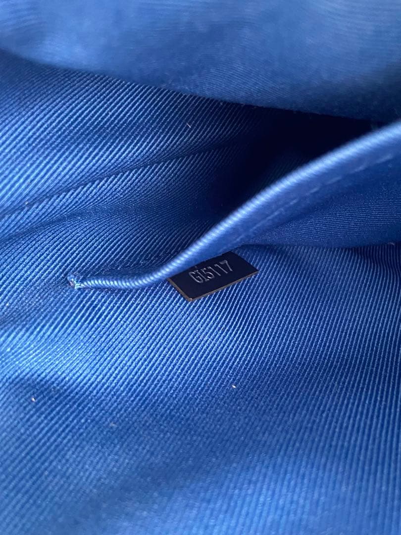 ルイ・ヴィトン Louis Vuitton ディストリクト PM