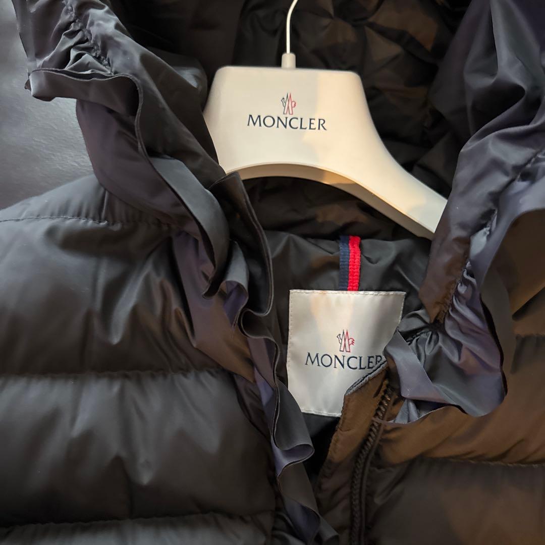 最終価格‼️モンクレールフリルフード付きダウンコート