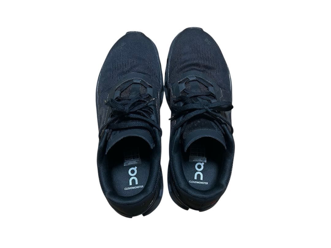 Oncloudmonster 26.5 ランニングシューズ オン