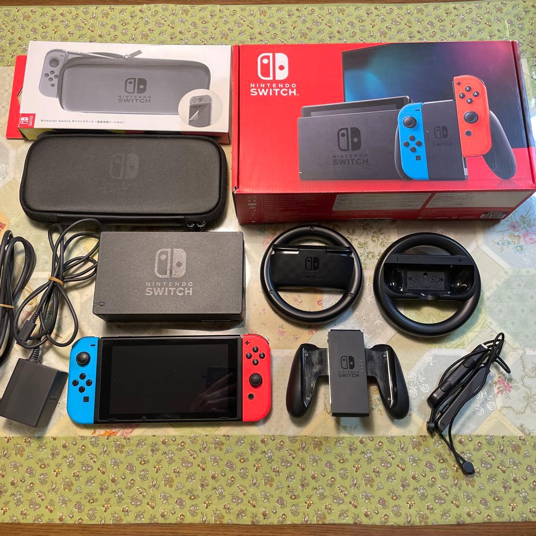 任天堂　Switch 初代