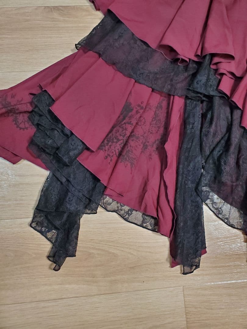 ozz☆ozz on☆赤×黒☆アシンメトリースカート☆ゴスロリ☆ロリータ