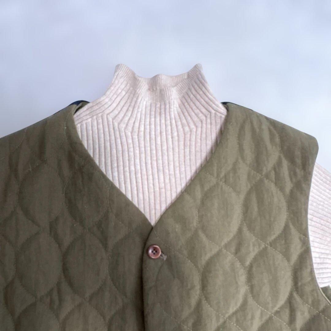 期間限定パラスパレス　スタナータッサーキルティングベスト　カーキ　2023