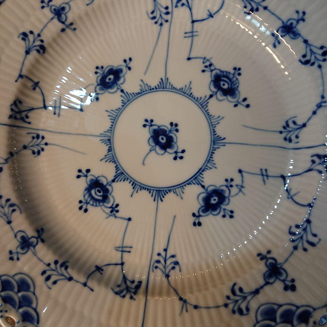 ロイヤルコペンハーゲン・ビンテージ ブルーフルーテッドフルレース皿・23.2㎝