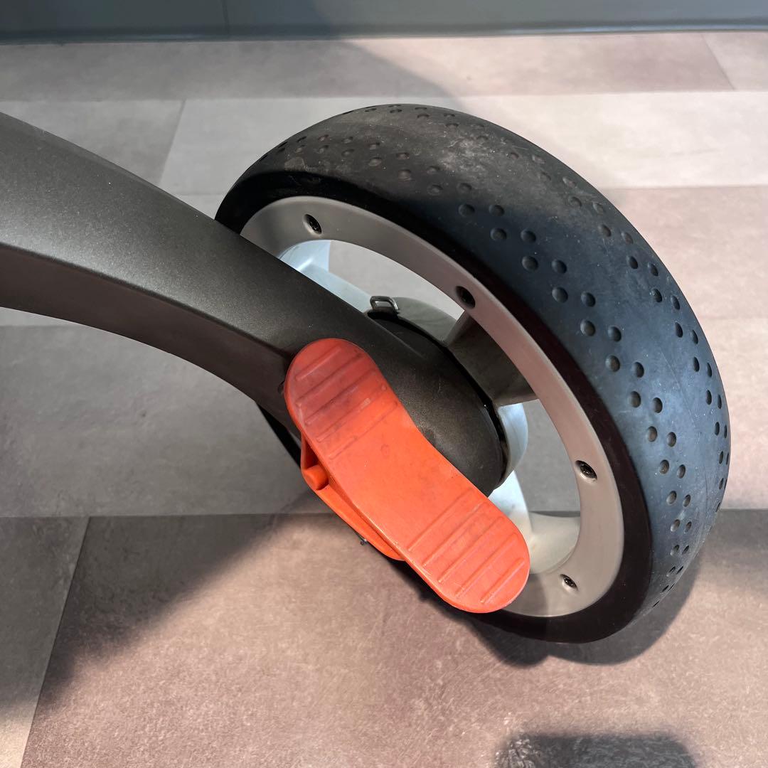 最終価格！STOKKE エクスプローリー グレー ベビーカー ハイシートデザイン