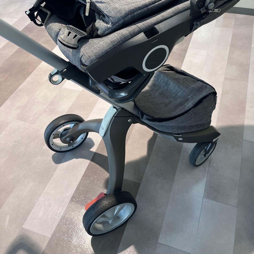 最終価格！STOKKE エクスプローリー グレー ベビーカー ハイシートデザイン