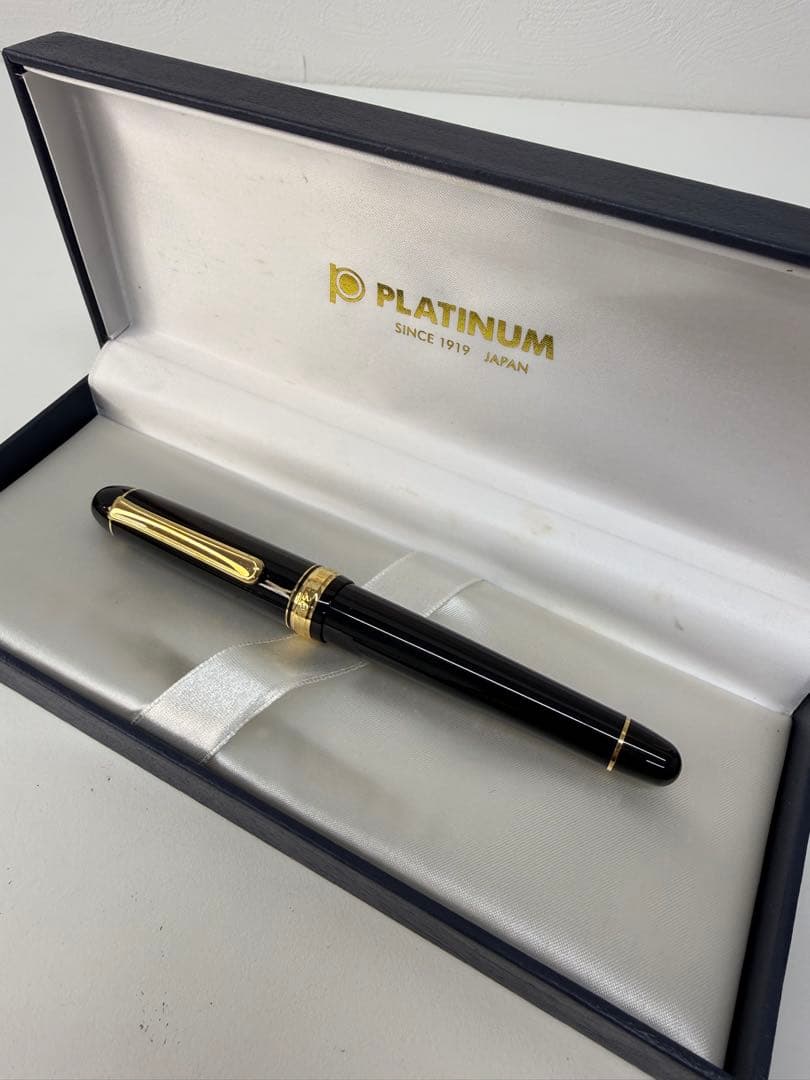 PLATINUM 14K万年筆 黒 ☆