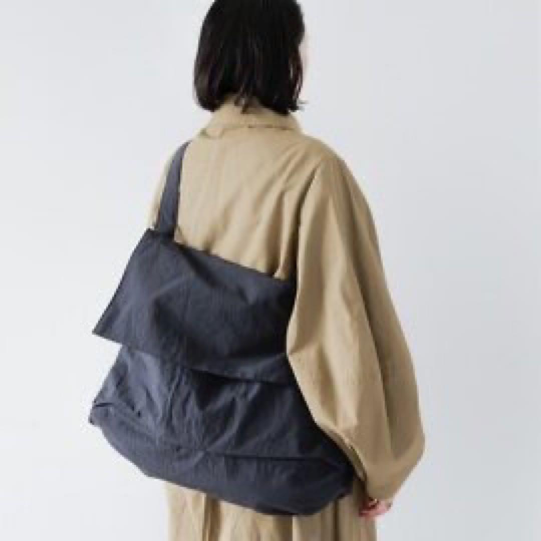 ERA.｜SHRINK NO MESSENGER BAG ショルダーバッグ