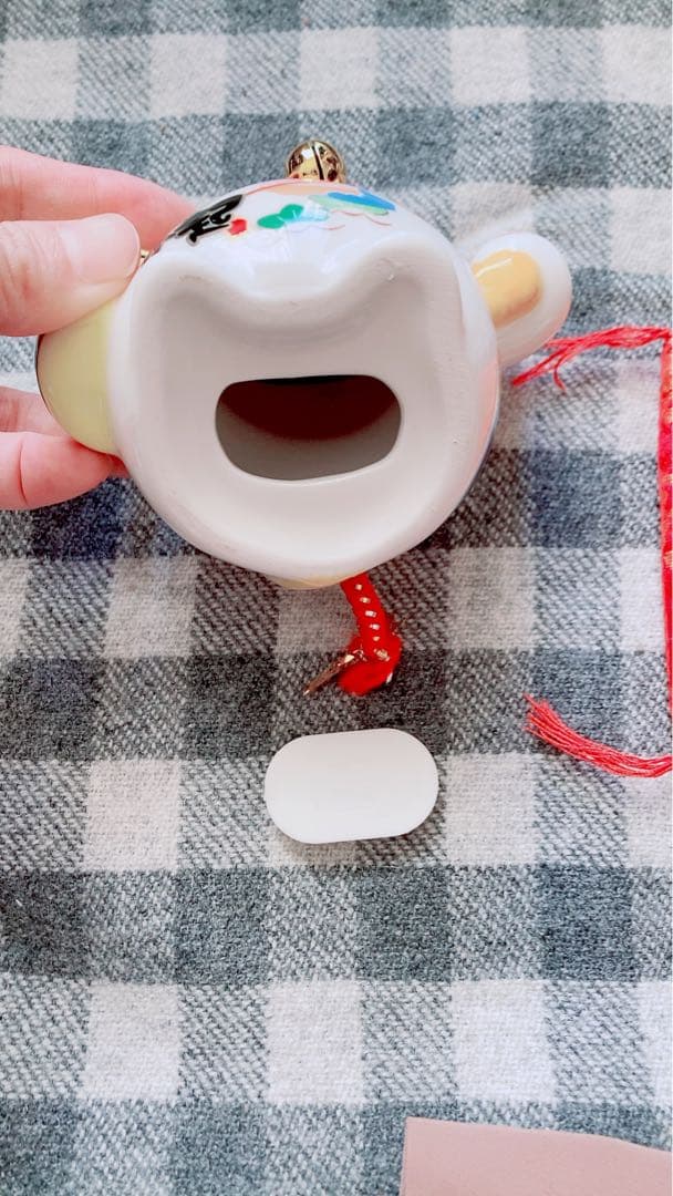 座布団付き　 風生水起 招き猫 貯金箱 インテリア 置物 オブジェ 金運アップ