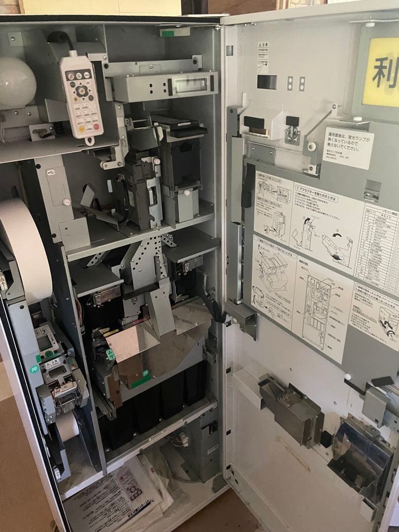 注目値下げグローリー　VT-B10食券販売機 券売機