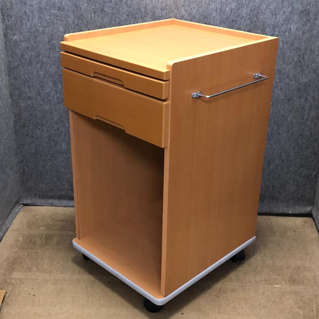 木製　ワゴンテーブル　サイドキャビネット　キャスター付