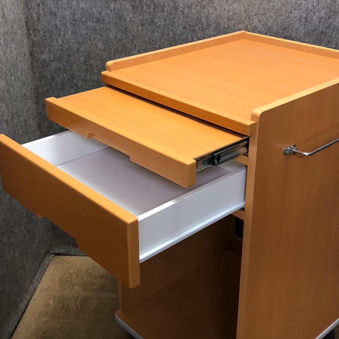 木製　ワゴンテーブル　サイドキャビネット　キャスター付