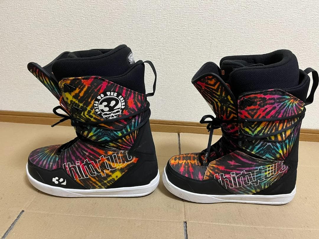 32 THIRTYTWO LASHED 27.0cm スノーボードブーツ