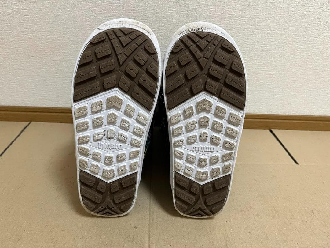 32 THIRTYTWO LASHED 27.0cm スノーボードブーツ