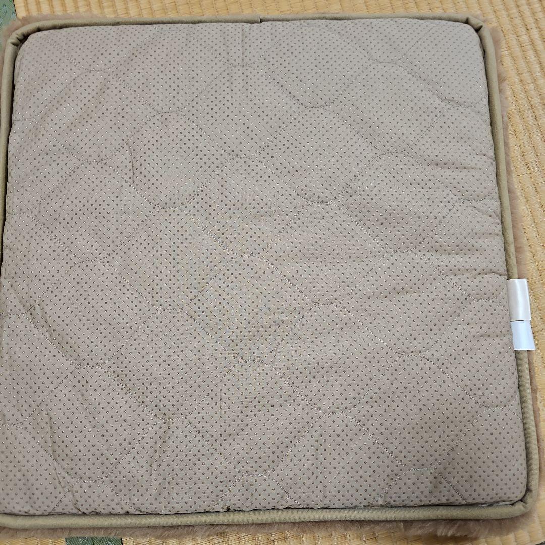エクセルヒューマン ExcelHuman ムートン座布団 新品未使用