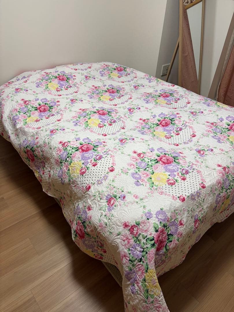 2/13まで！セミダブル 脚付き　マットレス