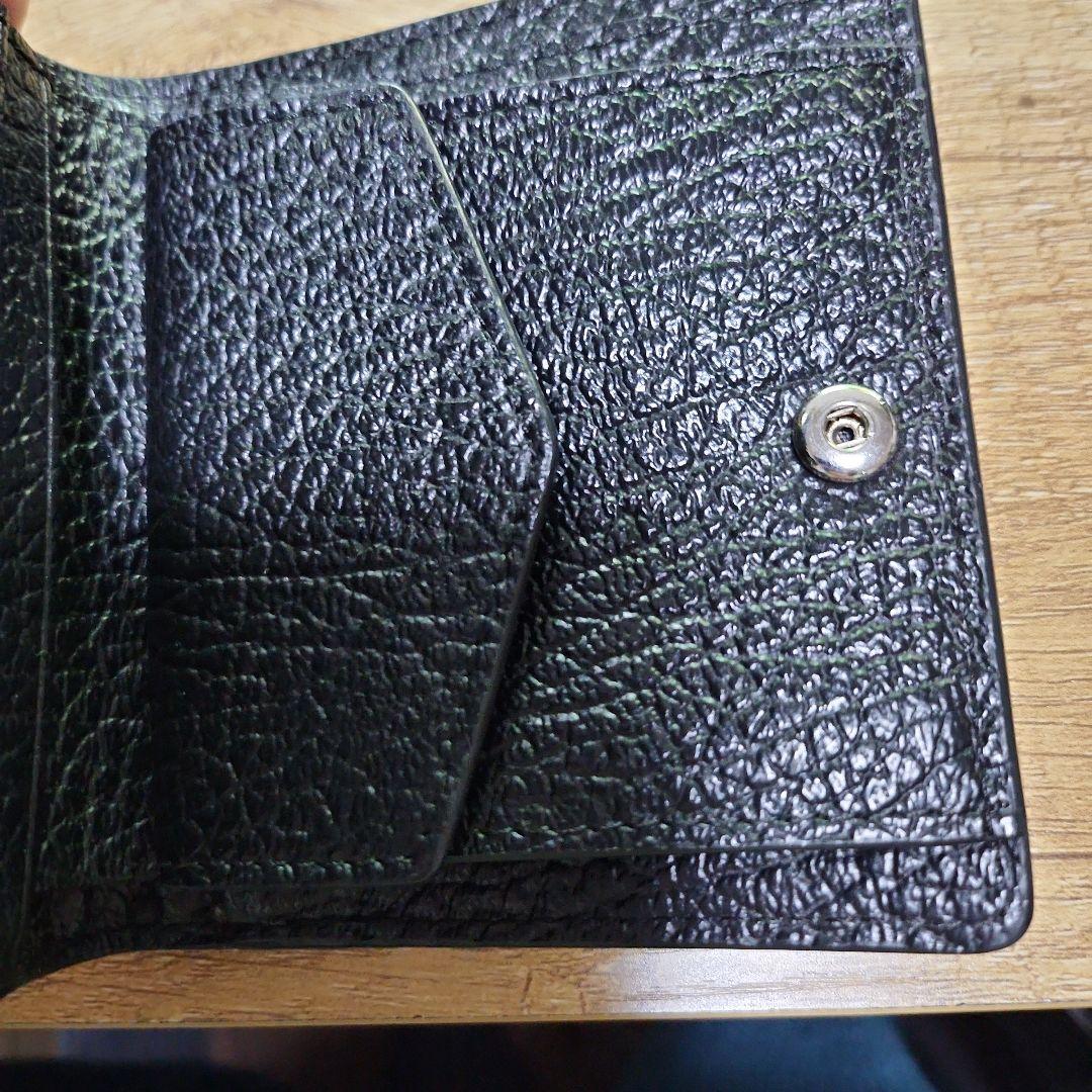 黒レザー 二つ折り財布