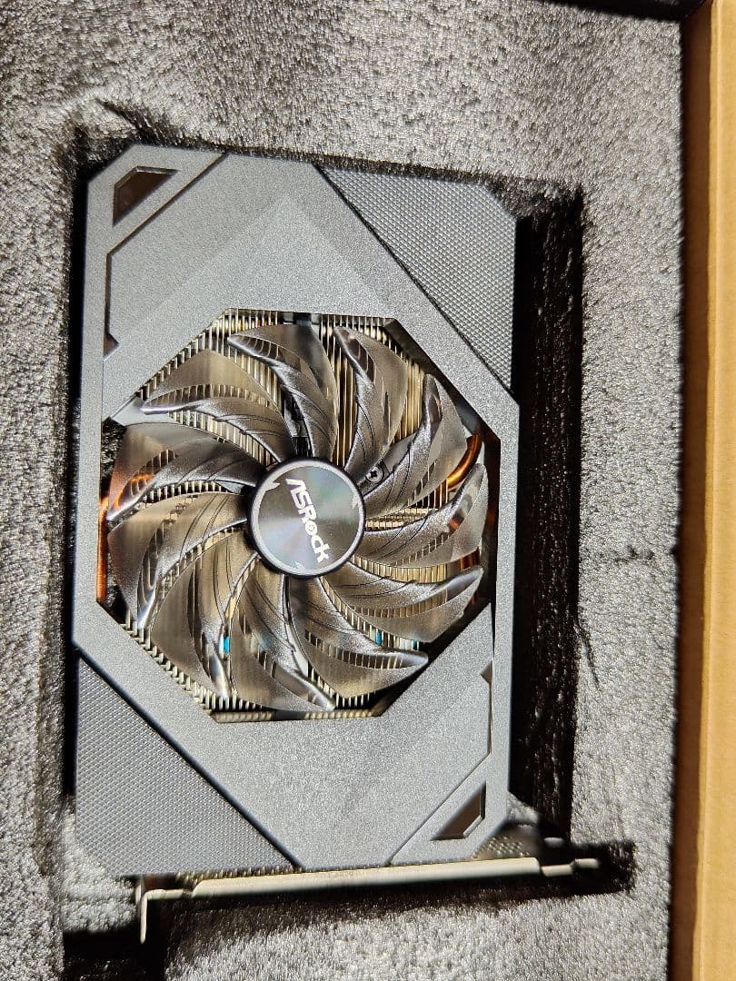 グラフィックボード・グラボ・ビデオカード ASRock RX 6600 XT 8GB CHALLENGER ITX