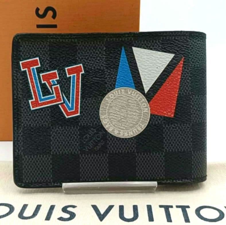 ルイヴィトン　ダミエグラフィット　ポルトフォイユミュルティプル　LVリーグ