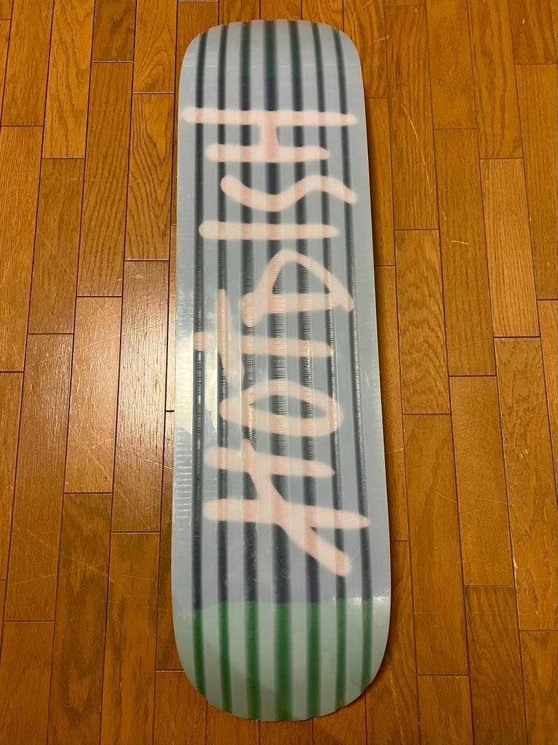 ホットディッシュ Hotdish skates Alan Gerlach