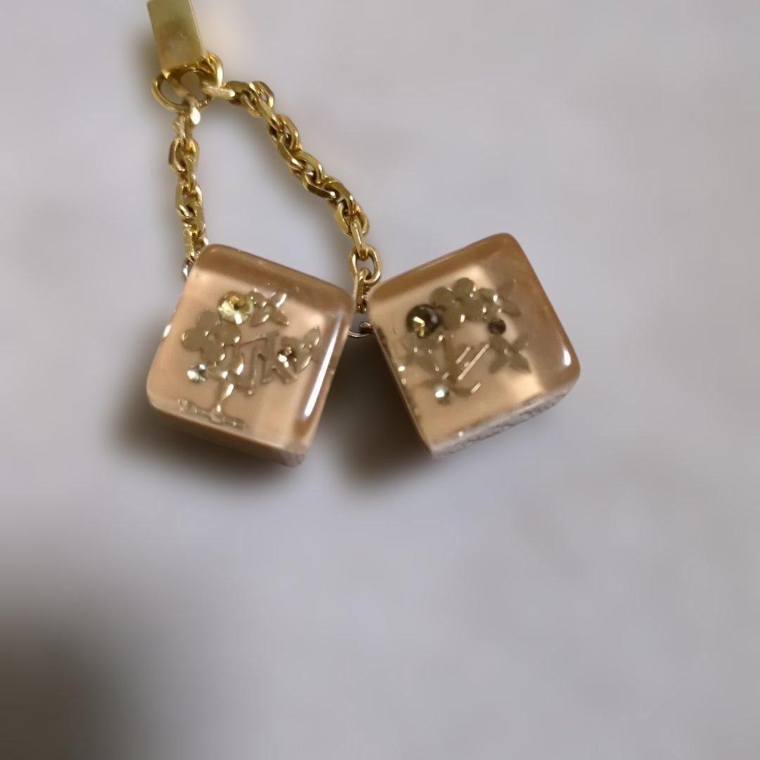 希少、LV ルイビトン透明立方体キーホルダー