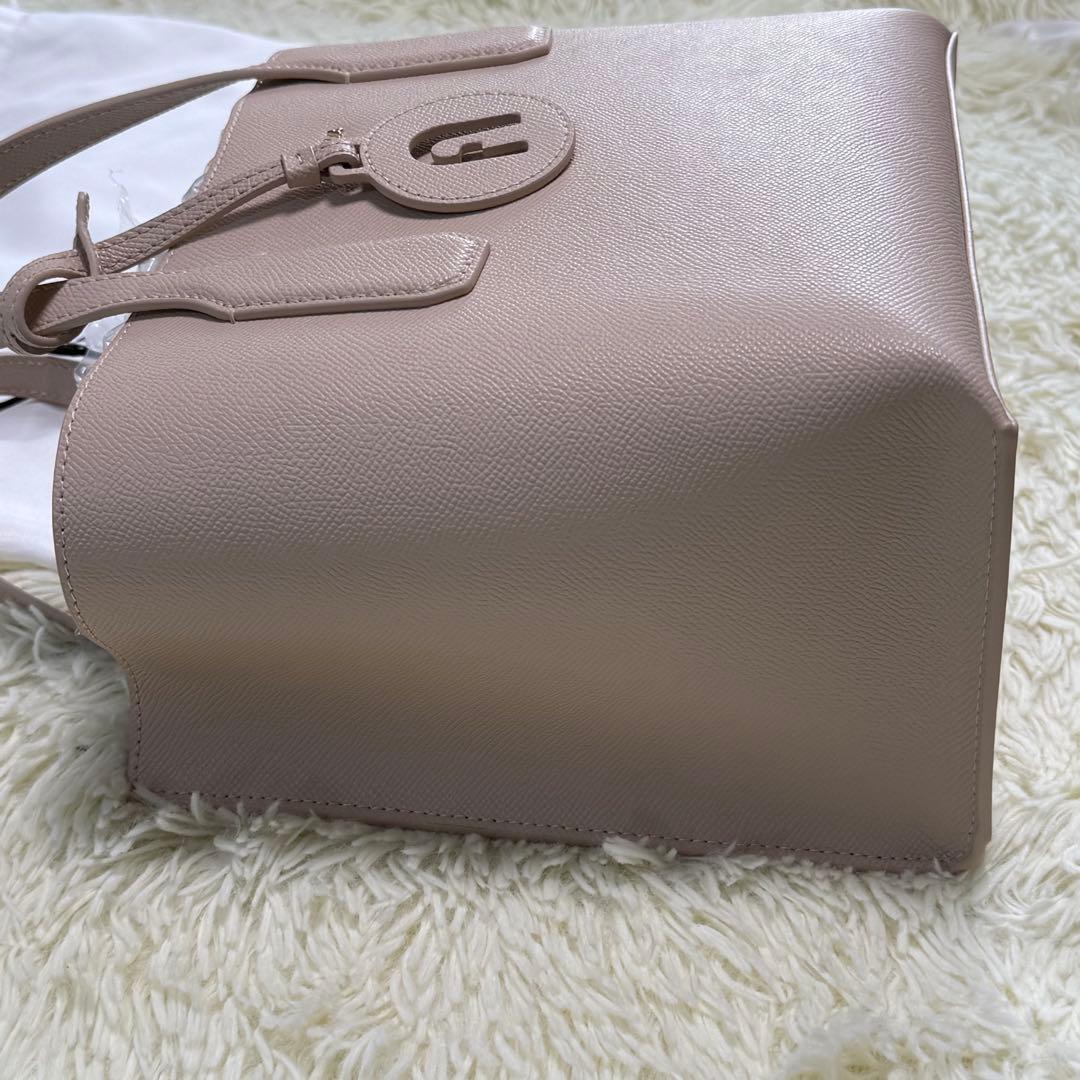 新品未使用 フルラ Furla レザー 本革 クラシック トートバッグ