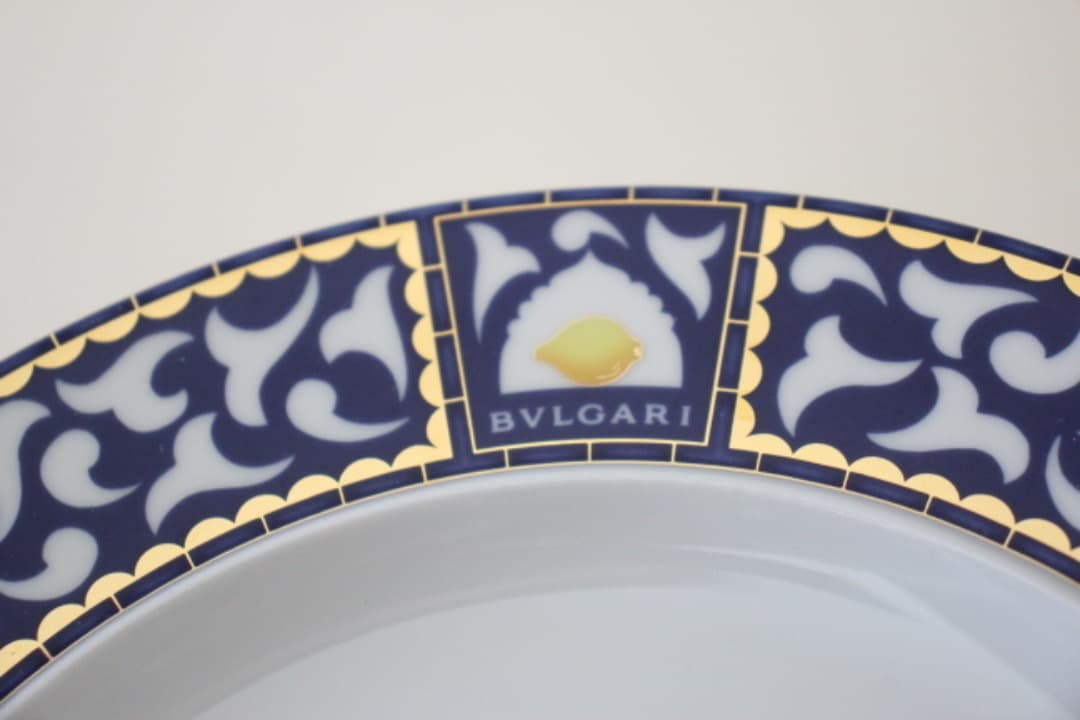 ブルガリ　ローゼンタール　フルッタアナフィネストラ　２２cmプレート