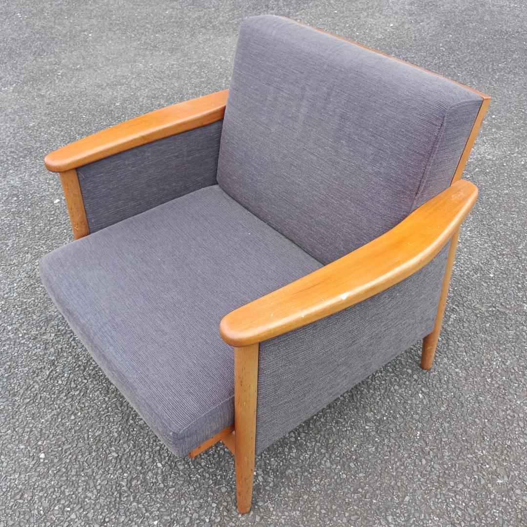 １９８１）1人掛けソファー