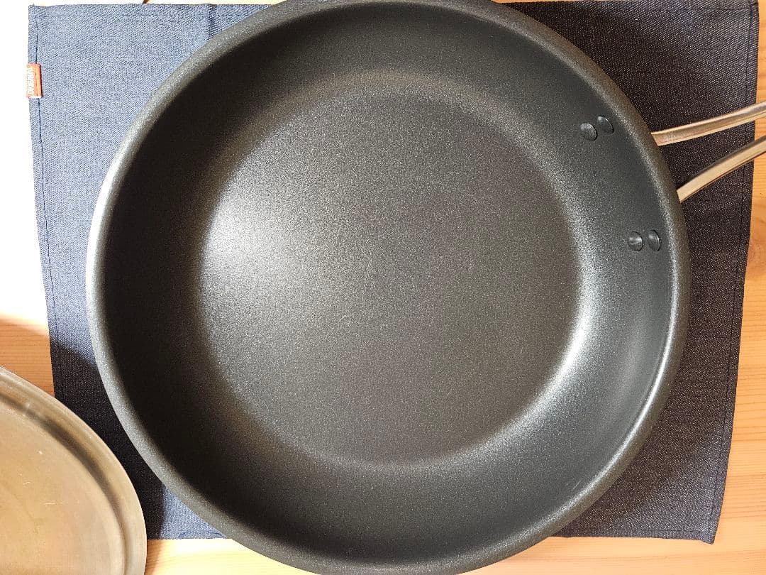 ビタクラフトプロ　フライパン30cmと30cm用フタのセット