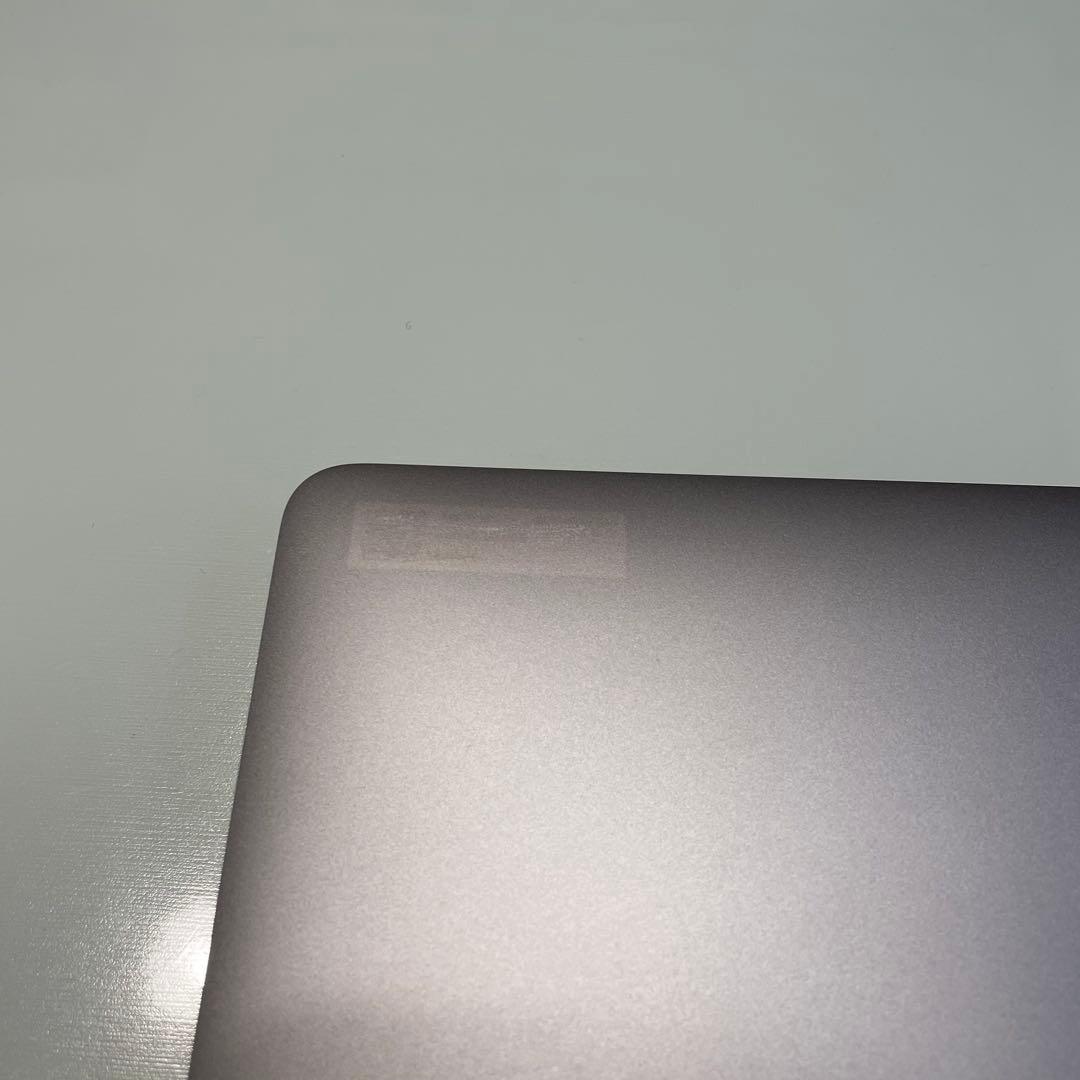 MacBook Pro 2020 13インチ i7 16GB 1TB (SSD)