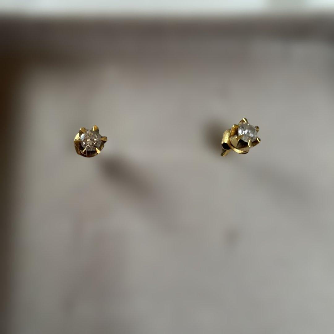 K18 ダイヤピアス